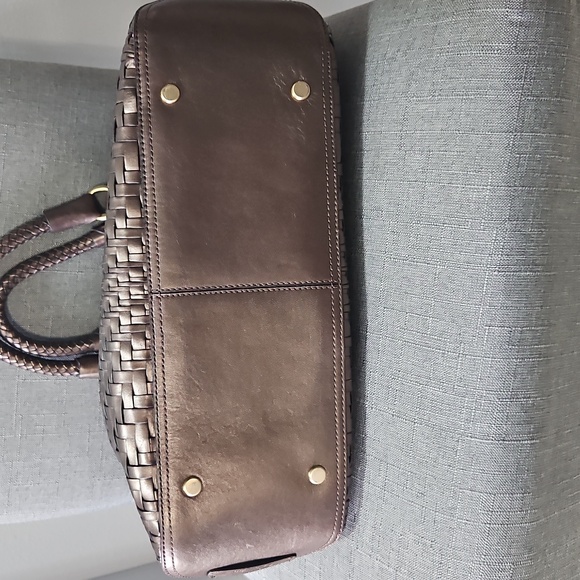 Cole Haan Woven Leather Handbag  Bronze Metallic with Lobster Claw Closure - Picture 4 of 9